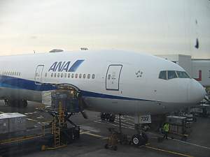 All Nippon Airways 777-300 LHR Jan 2008
