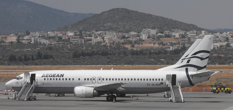 Aegean Airlines 737 at Athens
