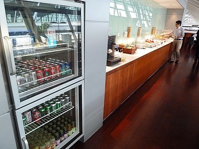 Shanghai Star Alliance Business Class Lounge July 2012