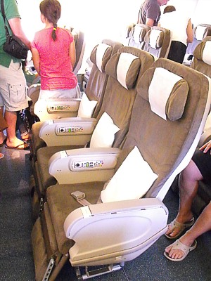 Air New Zealand Boeing 777 Economy class Sept 2009