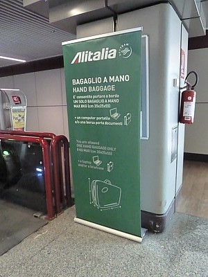 Alitalia Reviews - Inflight experience - Detailed Analysis & opinions with pictures