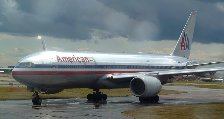 American Airlines Boeing 777 LHR
