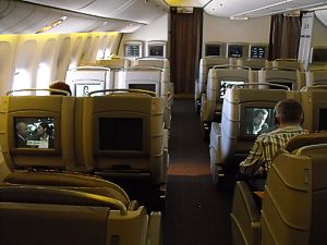Asiana Boeing 777 ecnomy cabin March 2009