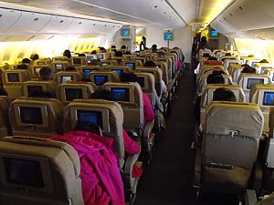 Asiana Boeing 777 ecnomy cabin March 2009