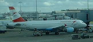 A320 at London Heathrow August 2004