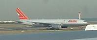 Lauda 777 landing at Sydney, June 2002