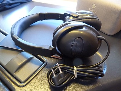 Headphones Reviews on British Airways   Reviews   In Flight Entertainment   Analysis