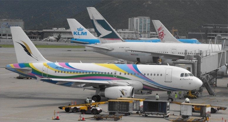 Bangkok Airways A319 at Hong Kong July 2010