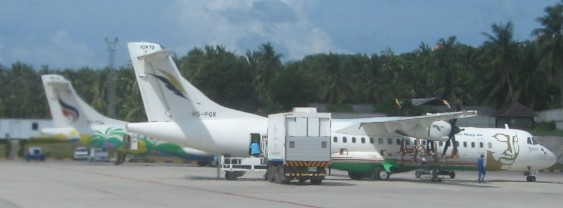 Bangkok Airways ATR72 at Koh Samui Oct 2004