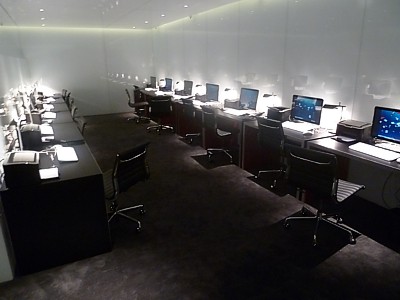 Cathay Pacific Hong Kong - The Wing Business lounge June 2011
