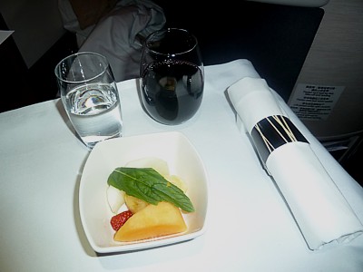 Cathay Pacific Inflight food SYD to HKG July 2014