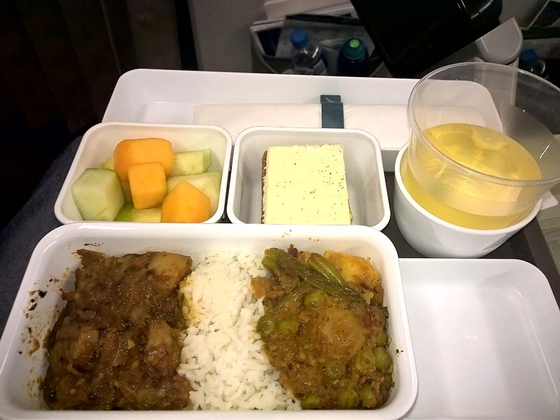 Cathay Pacific Inflight Meal Premium Economy SYD HKG July 2016