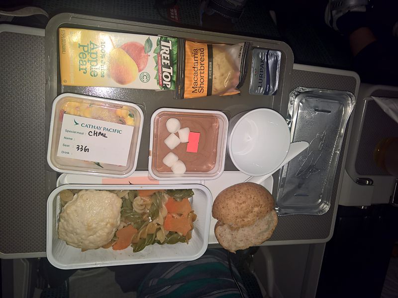 Cathay Pacific Economy Child's inflight meal HKG-LHR Dec 2018
