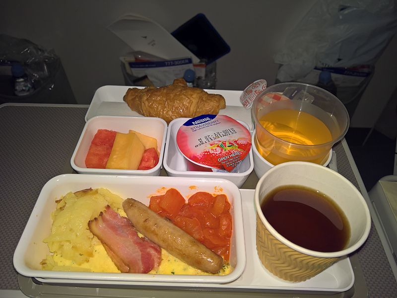 Cathay Pacific Premium Economy inflight meal HKG-SYD Jan 2019