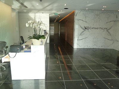 Cathay Pacific London LHR business class lounge entrance
