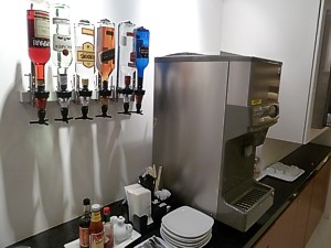 Singapore Skyview Lounge Cathay Pacific Singapore lounge Nov 2011