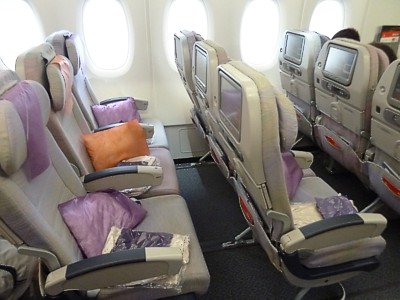 Emirates A380 economy class Dec 2011