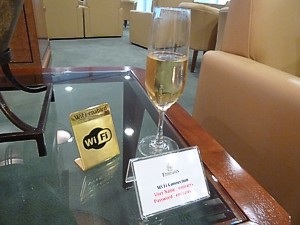 Emirates Lounge Dec 2011