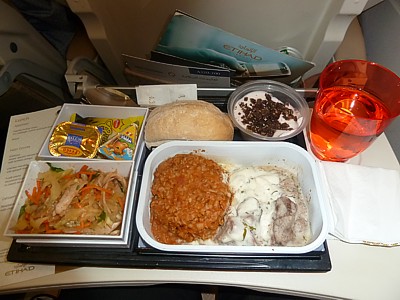 Etihad Airways inflight meals AUH IST - Sept 2013