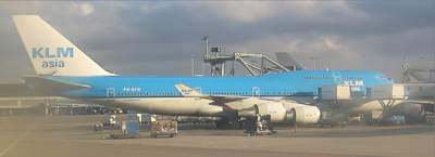 KLM 747-400 in Asian configuration on the stand at Amsterdam March 2005