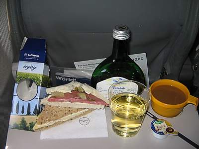 Lufthansa Lunch LHR-CGN April 2005