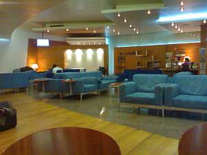 Lufthansa/TAP Business Lounge in Lisbon Feb 2007