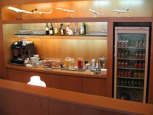 Lufthansa/Spanair Business Lounge in Madrid April 2005