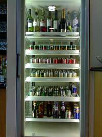 LHR Business lounge bar fridge July 2006