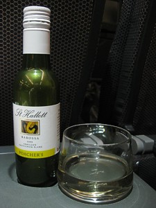 St Hallett Poachers Semillon Sauvignon Blanc on Qantas June 2010