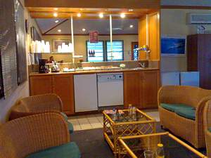 Qantas Club Broome Domestic April 2007