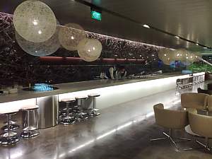 Singapore Qantas Club lounge Jan 2008