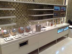Singapore Qantas Club lounge Jan 2008
