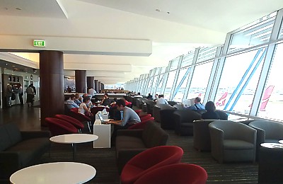 QantasClub business class lounge Sydney T3, overlooking windows Nov 2009