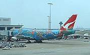 Qantas 747 at Sydney Feb 2003