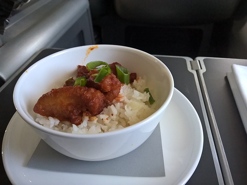 Qantas Inflight Meal Business Class DXB LHR Dec 17