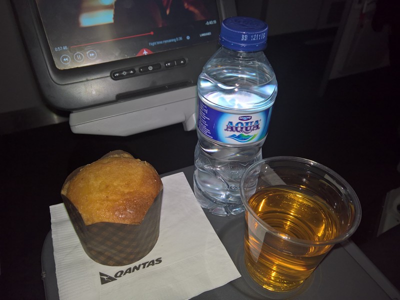 Qantas Inflight Meal Economy Class CGK SYD Nov 2016