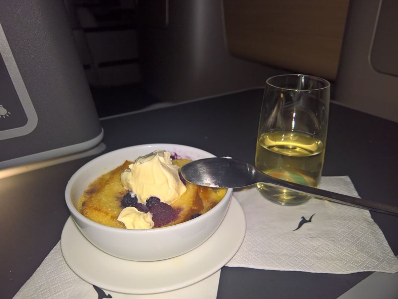 Qantas inflight meal Business Class SYD - HKG Dec 2018