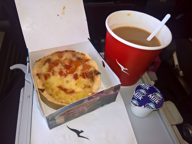 Qantas inflight meal SYD-MEL June 2018