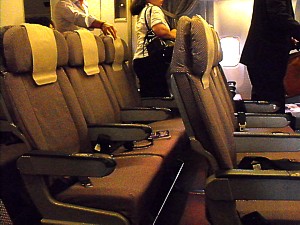 Qantas 767 economy class seat Nov 2009