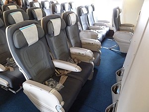 Air New Zealand Boeing 777 Economy Class World Traveller bulkhead seat 30K