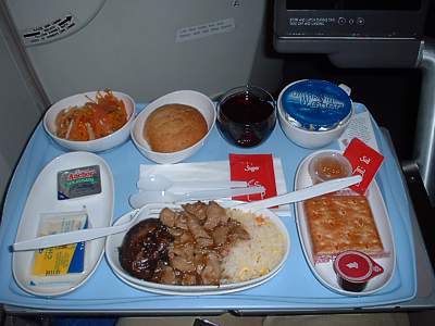 SIN-LHR-Lunch (NB This should have contained chicken, but the menu was changed because of bird flu) Jan 2004