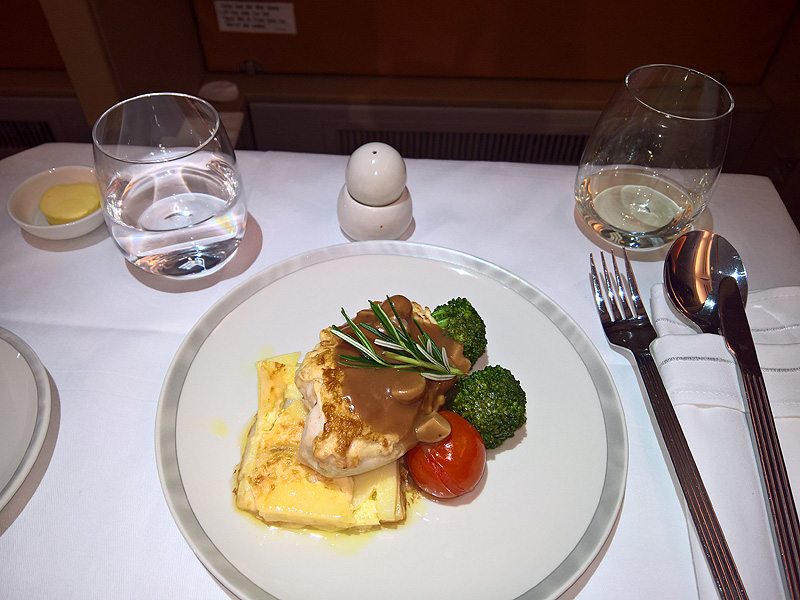 Singapore Airlines Business Class Meal