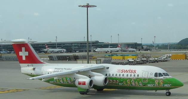 Swiss BAE 146 at Zurich in special Shopping livery July 2006