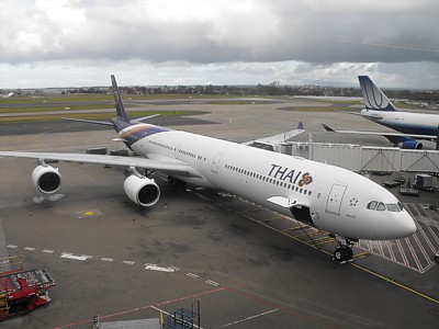 Thai Airways Airbus A340 awaits departure in Sydney July 2010