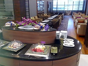 Chiang Mai International Thai Airways Royal Silk Business Class Lounge July 2010