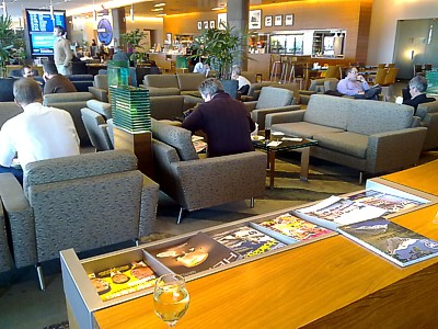 Sydney Air New Zealand business lounge July 2010