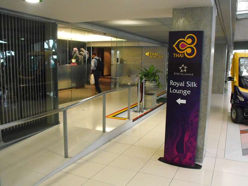 Bangkok Thai Airways Domestic Business Class Lounge