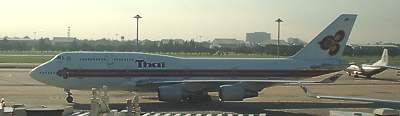 Thai 747 at Bangkok October 2003