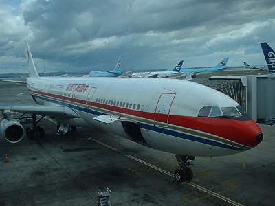 China Eastern Airlines at Auckland Jan 04