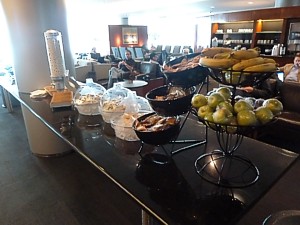 United Club Denver West Business Class Lounge Nov 2011